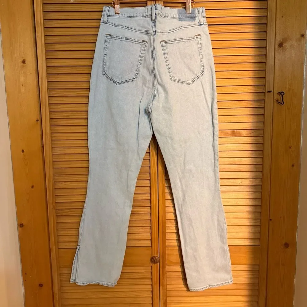 Abercrombie & Fitch Light Wash slim straight high rise size 14Long - Picture 4 of 6